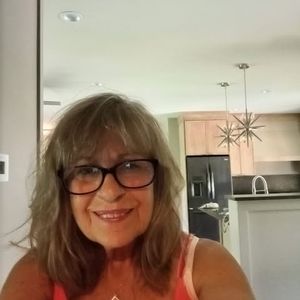 Meet your Posher, Gena